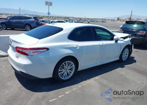 2018 Toyota Camry Hybrid Xle из США, поврежденный, VIN 4T1B21HK5JU006199